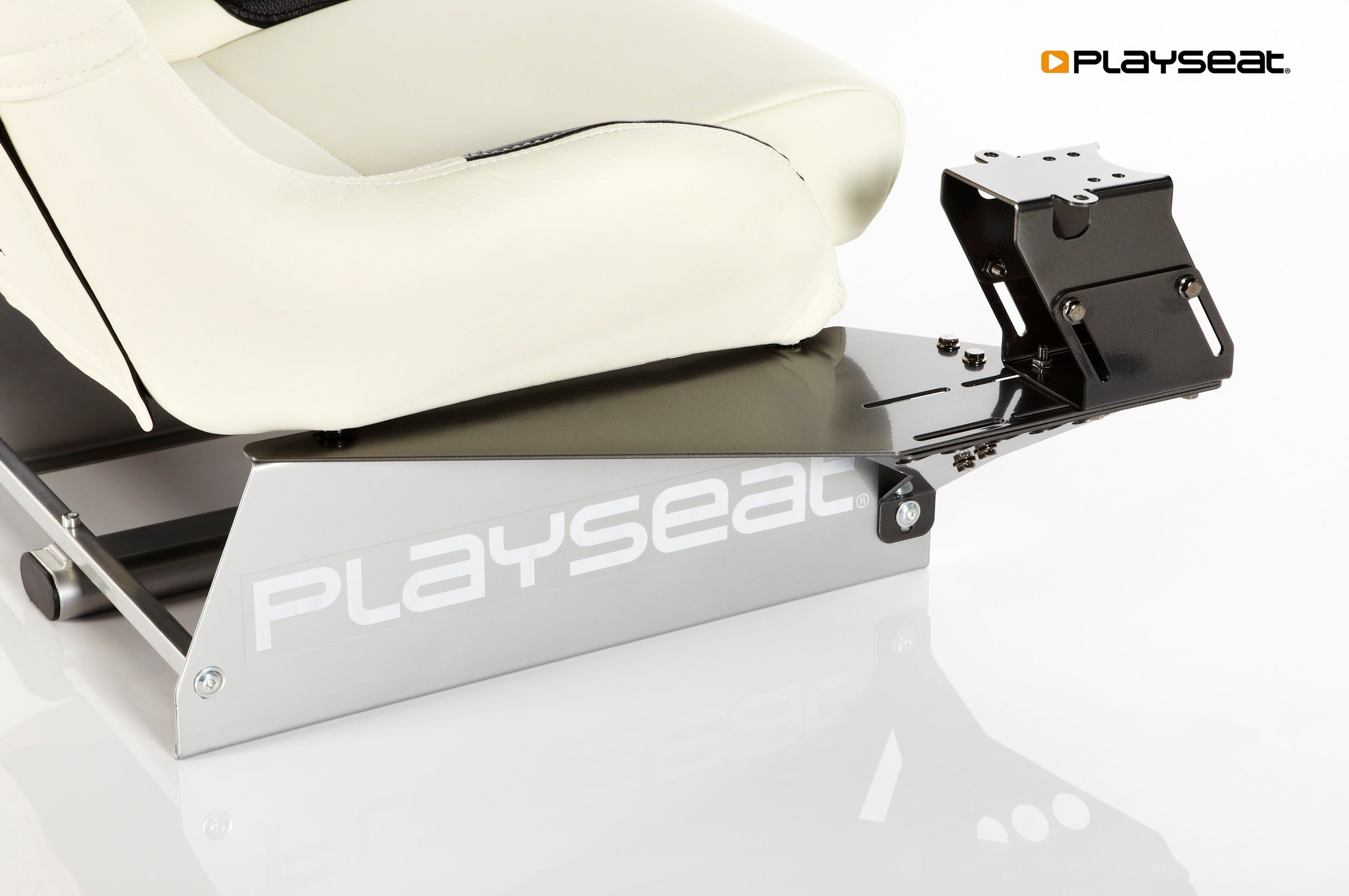 Playseatâ  Gearshift Holder Pro
