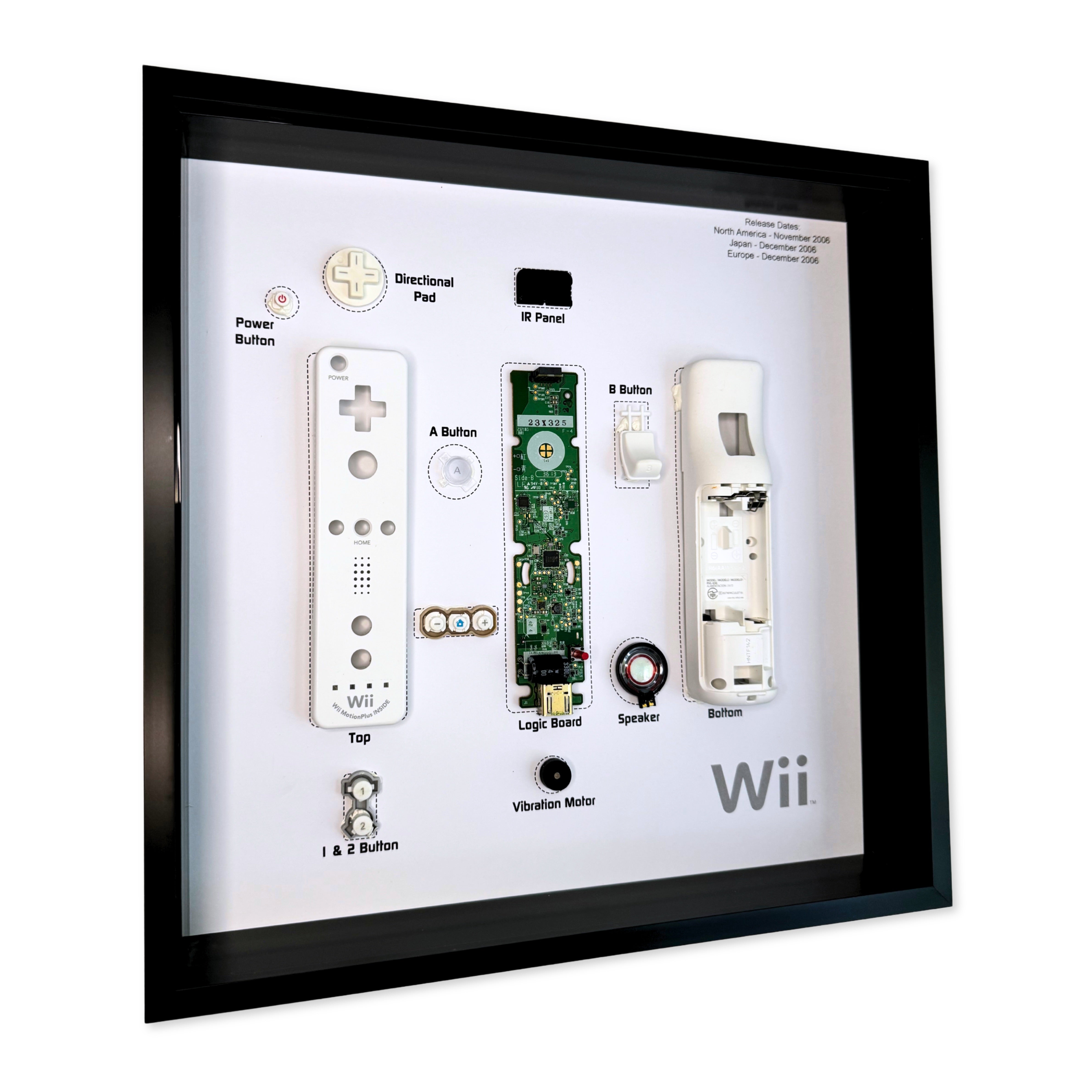 Grc Retro Art Wii Remote   Hvid Merchandise Geekd Dk